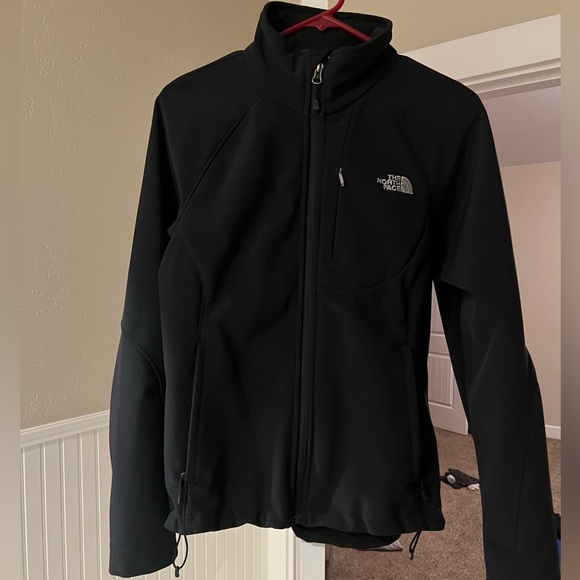 THE NORTH FACE Women's Apex Bionic Jacket - Picture 2 of 4